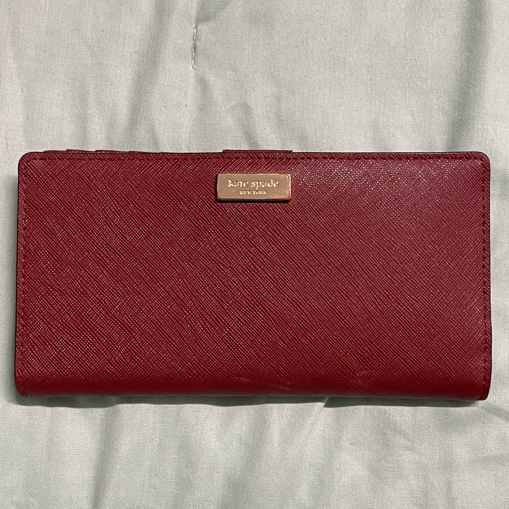 Kate Spade -Bi-Fold Wallet - Picture 1 of 5